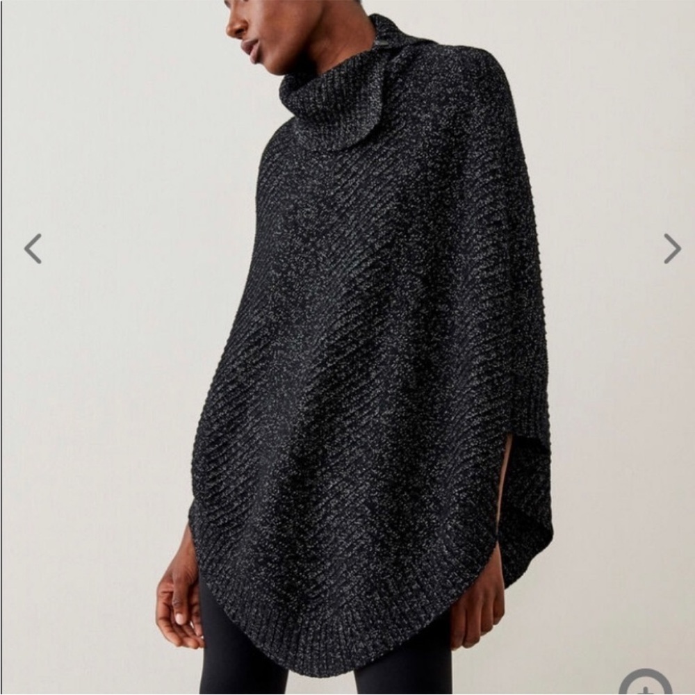 Roots Turtleneck Knit Poncho Womens One Size Black Speckled Sweater Fall EUC